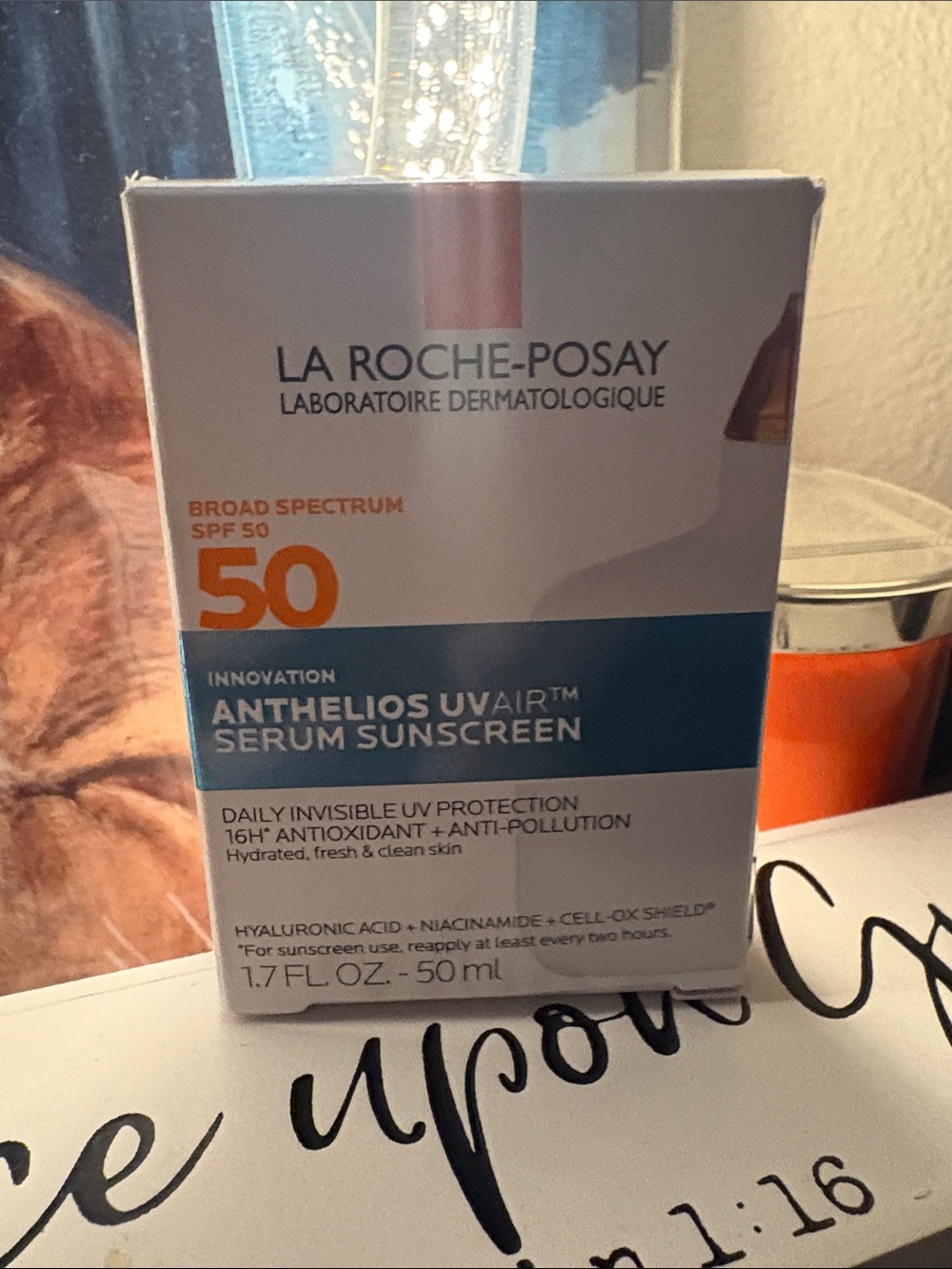 Anthelios UVAIR Serum Sunscreen SPF 50 – White/Blue